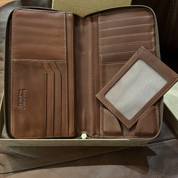 LONGABERGER BEAUTIFUL NEW CHECKBOOK WALLET!!! - Picture 3 of 5
